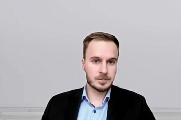 ZF Deschiderea de astăzi la Bursă. Ghidul plăţii impozitelor la bursă: Cine şi cât plăteşte pentru tranzacţii la brokeri locali şi străini? Răspunde Andrei Popescu de la Soter & Partners