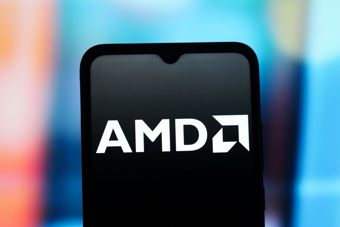 AMD pierde 15% pe bursă după ce veniturile gigantului din industria procesoarelor au dezamăgit analiştii. „Aşteptările erau extrem de ridicate”