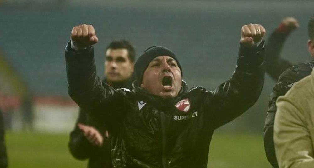 Conducerii de la FCSB i-a sărit muștarul, după ce Florentin Petre a înjurat clubul. Fostul fotbalist îi jurase supunere eternă lui Gigi Becali