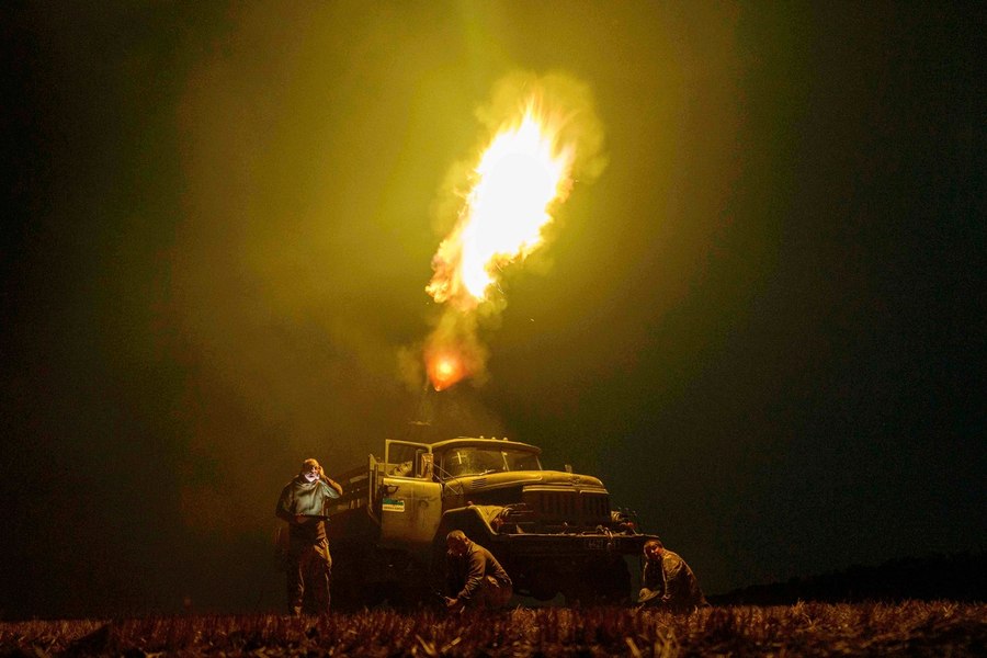 Cum s-a schimbat câmpul de luptă din Ucraina de când trupele ruse au pierdut accesul la internetul prin Starlink