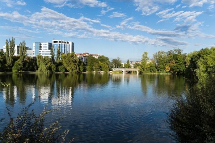 De ce zona Băneasa devine una dintre cele mai căutate pentru locuințe noi?
