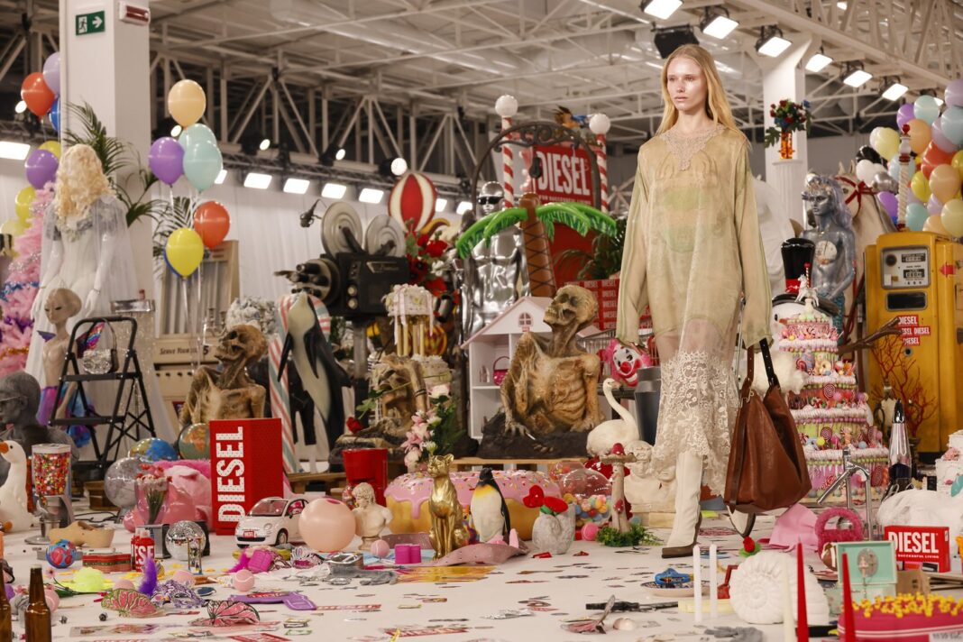 Diesel la Milano Fashion Week: Cum rescrie Glenn Martens codurile denimului