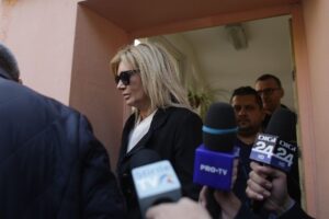 DIICOT: zeci de milioane de euro scoase din UNIREA Shopping Center. Carmen Adamescu și alte trei entități, trimise în judecată