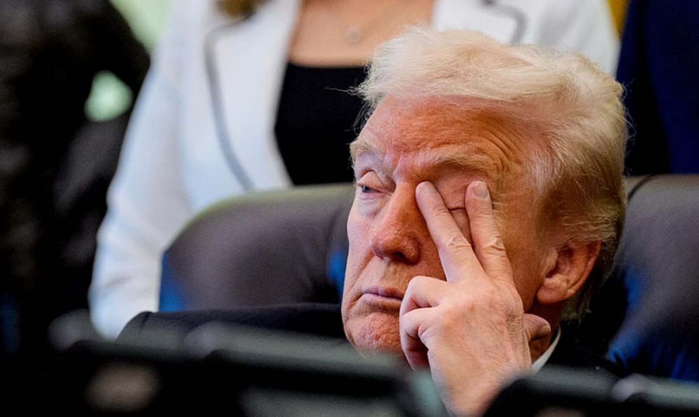 Donald Trump consideră arestarea fostului Prinț Andrew „foarte tristă” și „foarte rea pentru familia regală”