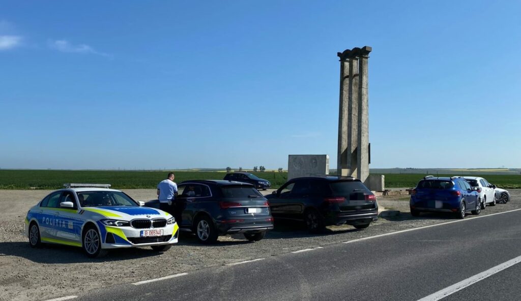 Drumul care unește litoralul de Deltă, folosit în campaniile electorale, dar blocat în birocrație de peste 10 ani / Contractul semnat în 2020 de CNAIR a fost prelungit de 10 ori / Încă nu se știe când încep lucrările și cât vor costa