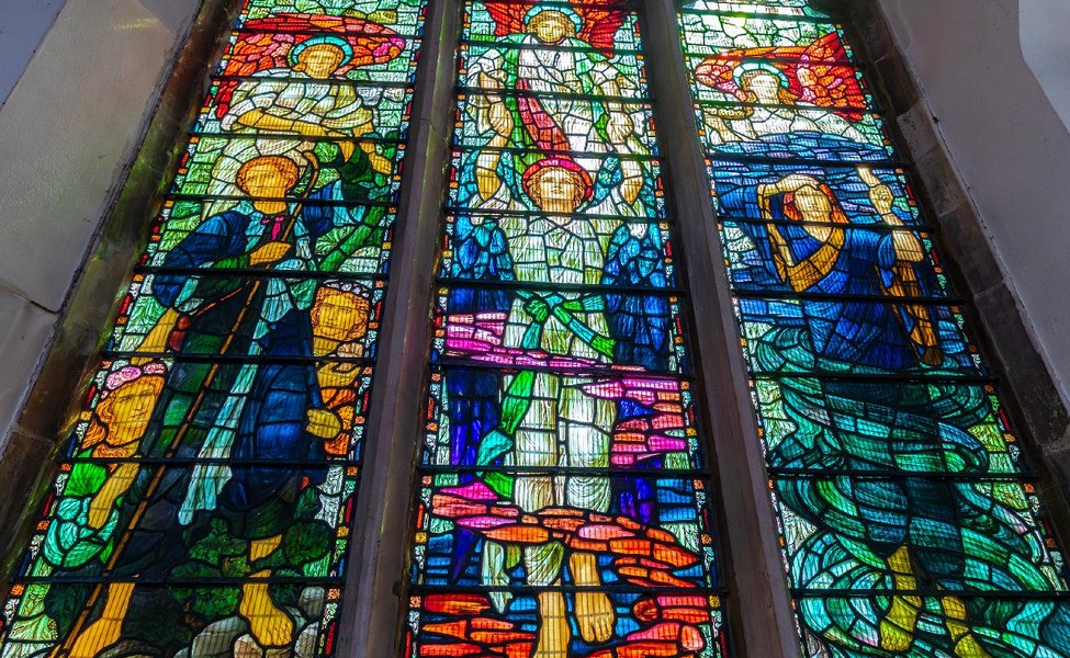 Episcopul de Lincoln, arestat pentru agresiune sexuală. Dieceza a transmis că situația este „profund tulburătoare”