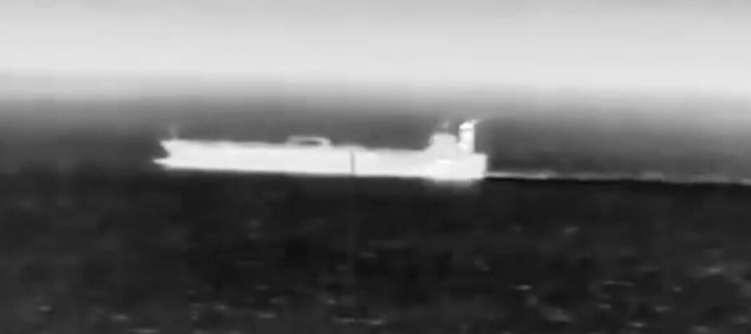 Flota fantomă rusă: Moscova încearcă să „destabilizeze” Europa, potrivit șefului Statului Major al Marinei franceze