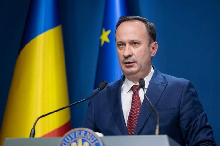 Fostul ministru al Finanţelor, Adrian Câciu, după ce România a intrat în recesiune tehnică: Ţara este în gard! Contracţia este majoră! Iar trimestrul I 2026 este tot pe minus pentru că Bolojan a refuzat aplicarea planului de stimulare economică şi adoptarea bugetului în decembrie