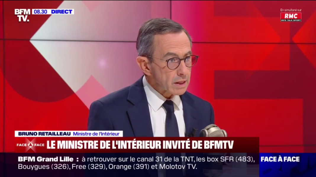 Fostul ministru de interne din Franța, Bruno Retailleau, candidat la prezidenţiale, promite un referendum privind imigraţia