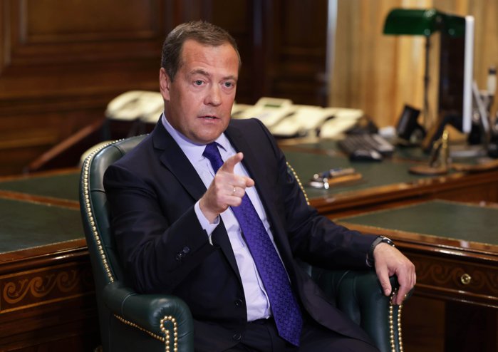 Fostul preşedinte rus, Dmitry Medvedev, după atacurile asupra Iranului: „SUA are 249 de ani. Imperiul Persan, 2.500