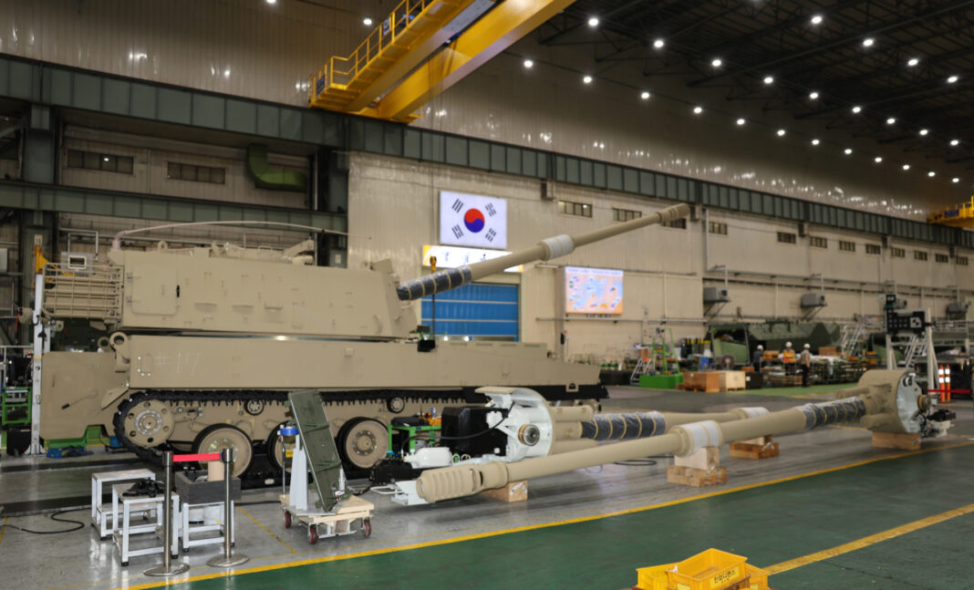 Hanwha Aerospace începe construcția fabricii din Dâmbovița unde vor fi produse obuzierele K9 pentru Armata României