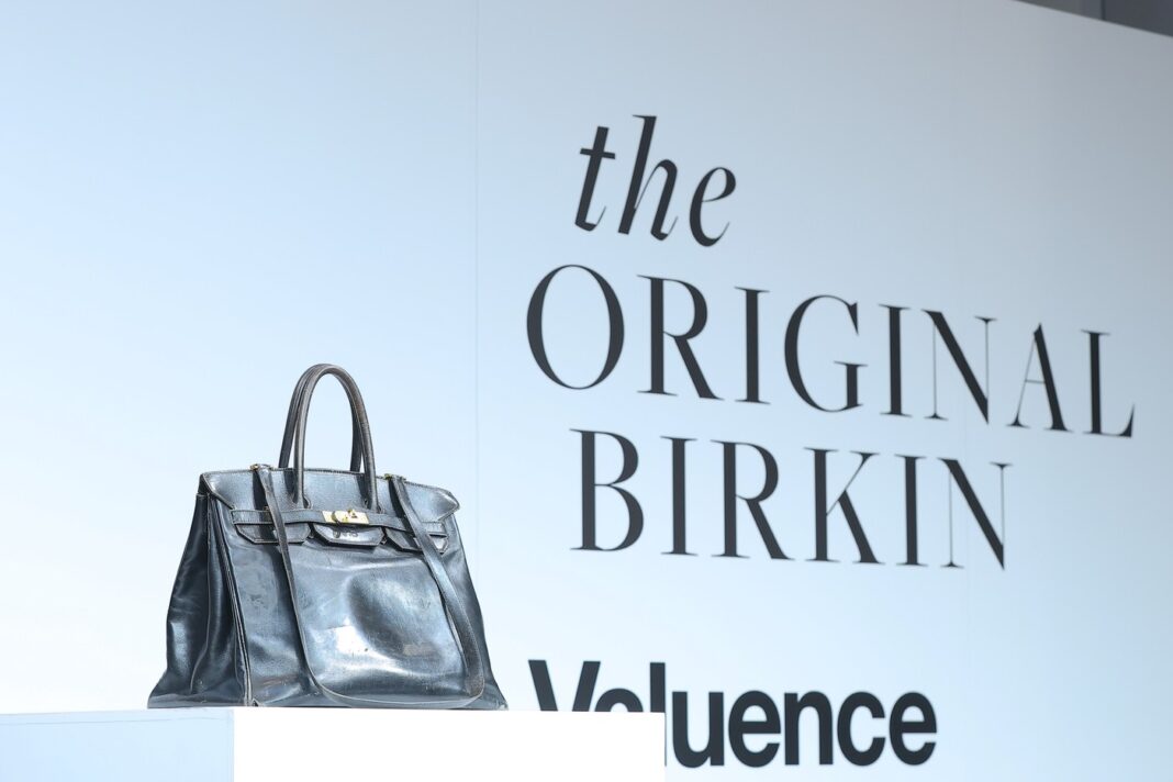 Hermès anunță venituri de 16 miliarde de euro și un profit net de 4,5 miliarde în 2025