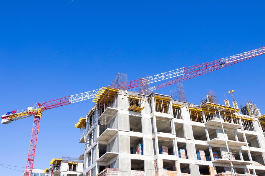 Incident tragic în Constanța: un muncitor a murit după ce a căzut de la etajul unui bloc aflat în construcţie