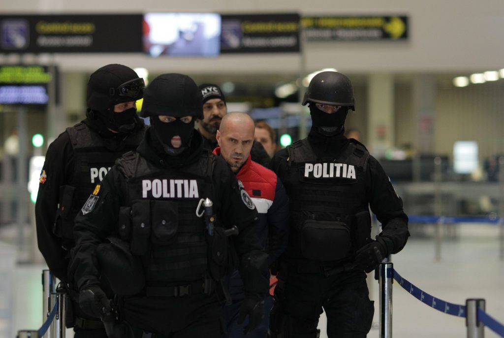 Interlopul Florin Ghinea zis Ghenosu, vizat de percheziții într-un dosar de cămătărie și șantaj