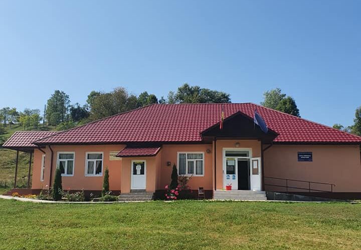 Într-o comună din Apuseni nu s-au stabilit încă taxele şi impozitele, după şapte şedinţe ale CL, Primăria fiind în imposibilitatea de a face încasări dar sau de a achita unele servicii, precum iluminatul public