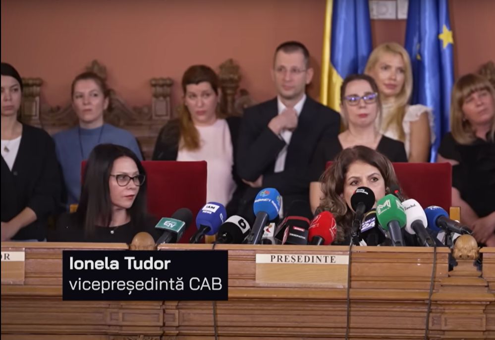 Judecătoarea Ionela Tudor, celebră pentru expresia „m-a sunat Lia”, s-a pensionat