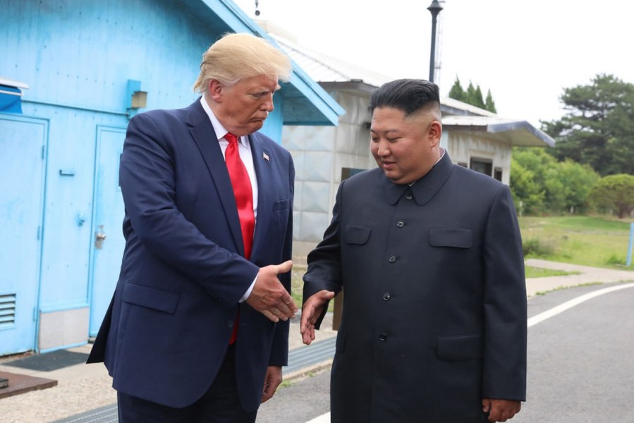 Kim Jong-Un amenință că poate „distruge complet” Coreea de Sud și exclude orice reconciliere, dar lasă ușa întredeschisă pentru SUA