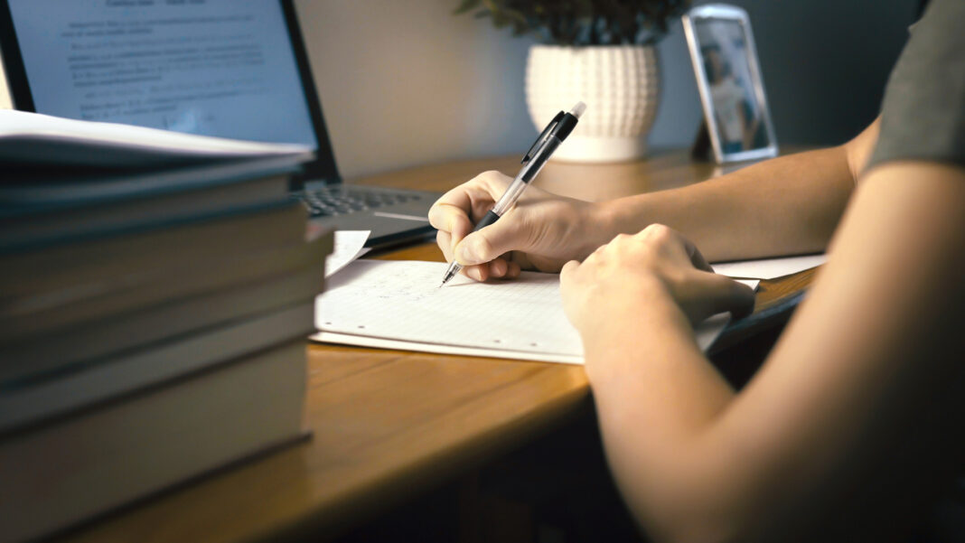 Ministerul de Externe iniţiază un grup de lucru interinstituţional pentru studierea limbii române în străinătate