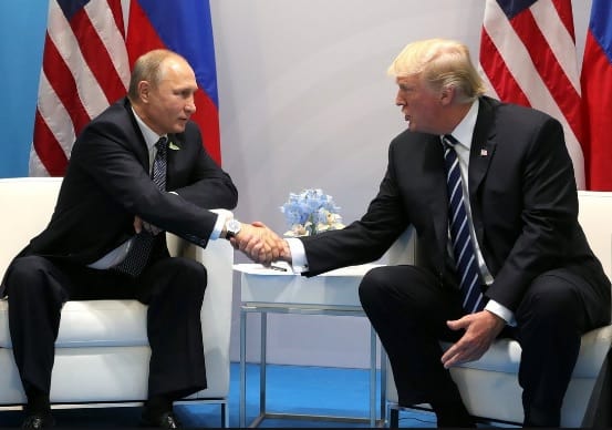 Ministrul german al Apărării, Boris Pistorius, îl critică dur pe Donald Trump, acuzându-l că „i-a transmis semnale greșite lui Vladimir Putin și a slăbit poziția Ucrainei în război”