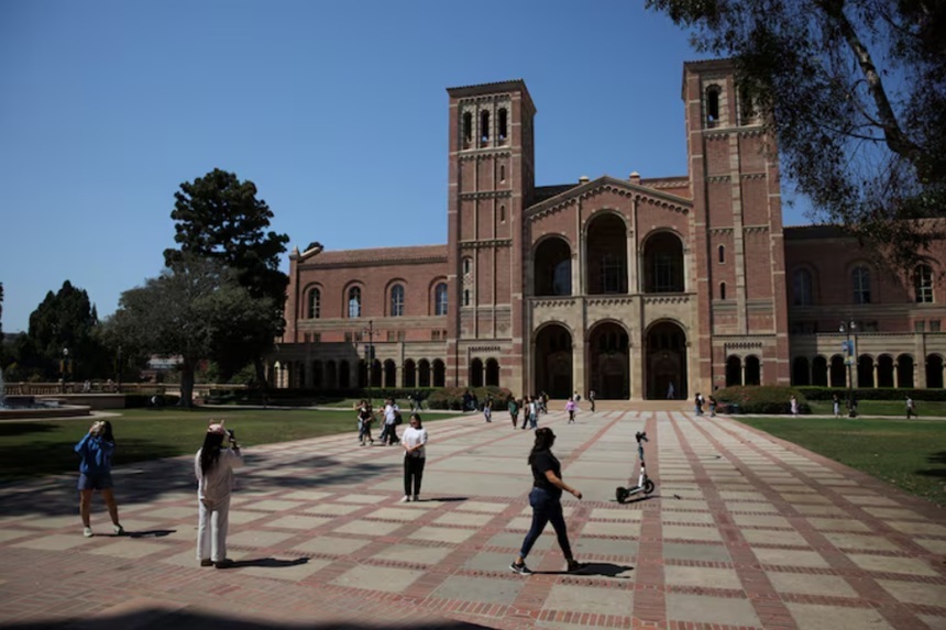 NEWS.ro: Administraţia Trump depune plângere împotriva Universităţii UCLA, pe care o acuză că a permis comportamente discriminatorii şi o atmosferă ostilă împotriva studenţilor şi personalul evreu şi israelian în timpul unor manifestaţii propalestiniene în 2024
