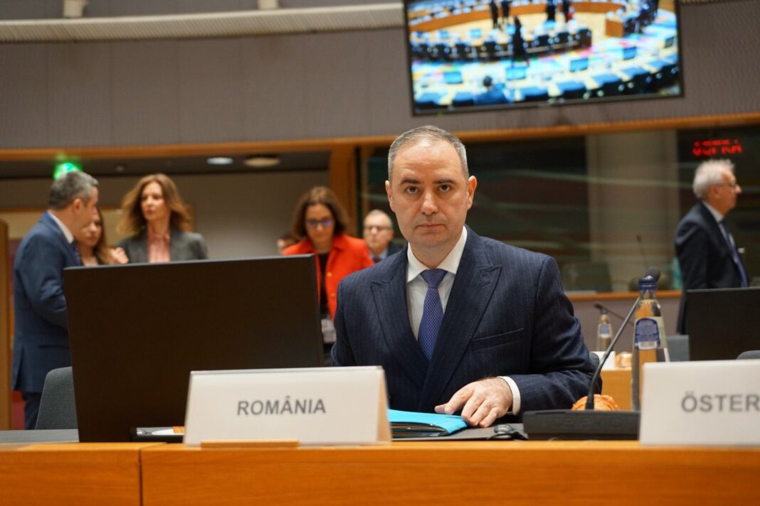 NEWS.ro: Alexandru Nazare, ministrul Finanţelor: Viitorul pensiilor românilor şi investiţiile strategice în România, teme centrale azi la ECOFIN / Vom introduce un tratament fiscal avantajos atât pentru pensile ocupaţionale, cât şi pentru cele paneuropen