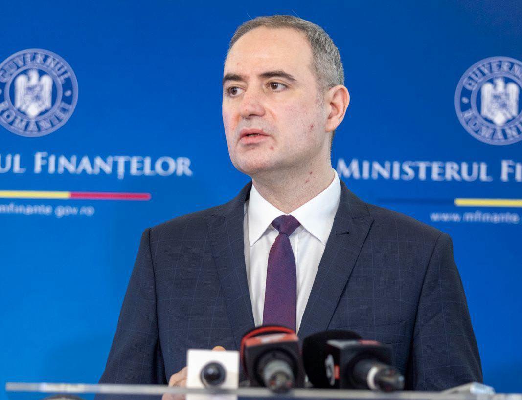 NEWS.ro: Alexandru Nazare: Programul de relansare economică este gândit până în anul 2032 şi include o serie de scheme de susţinere a antreprenorilor / Totalizează aproximativ 5 miliarde de euro
