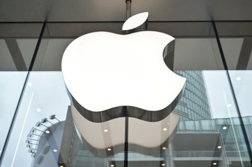 NEWS.ro: Apple, dată în judecată în SUA, pentru că nu a prevenit distribuirea de materiale cu abuz sexual asupra copiilor