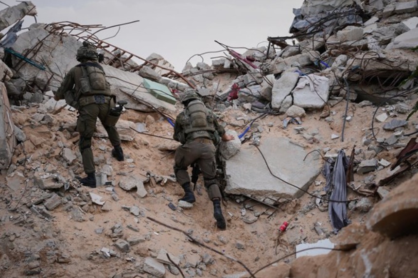 NEWS.ro: Armata israeliană anunţă că a ucis patru combatanţi după ce au ieşit dintr-un tunel, la Rafah