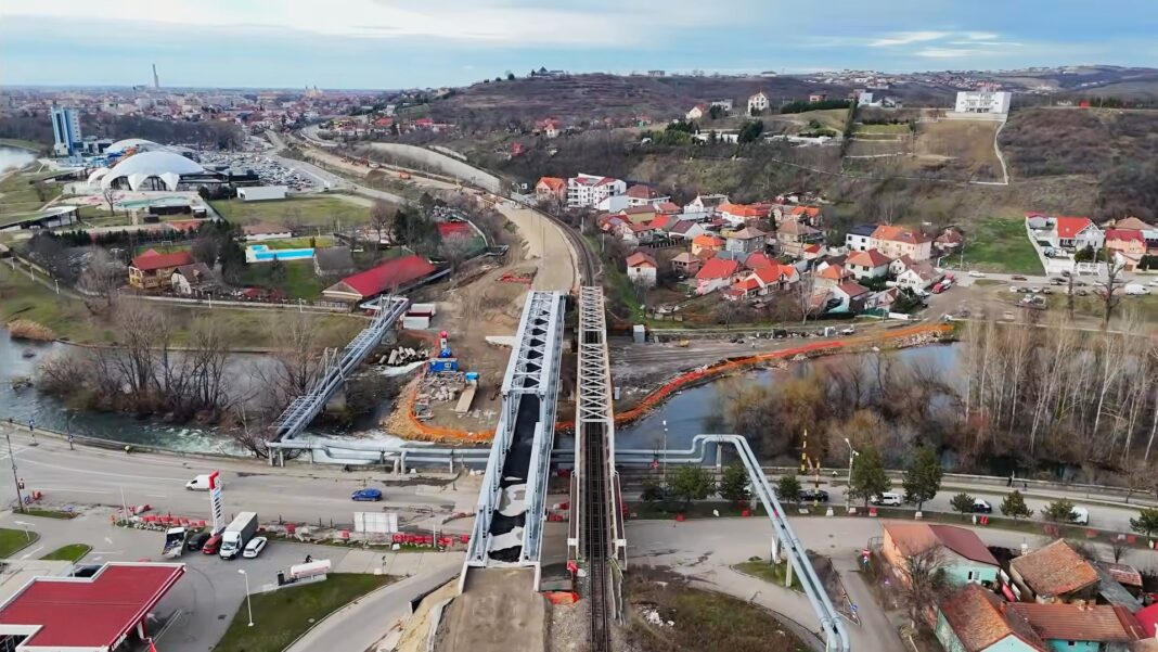 NEWS.ro: Asociaţia Pro Infrastructură: Aleşd-Oradea, iată că se poate şi cu pasaje pe sub calea ferată! / Sperăm să nu fie cazuri izolate, ci standardul de referinţă la toate modernizările de cale ferată viitoare, mai ales în zonele urbane