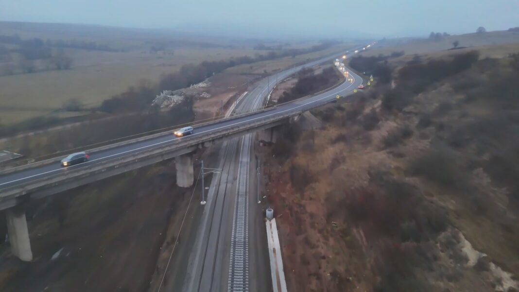 NEWS.ro: Asociaţia Pro Infrastructură subliniază un record în lucrările pe calea ferată: modernizare pe un fir în doar doi ani