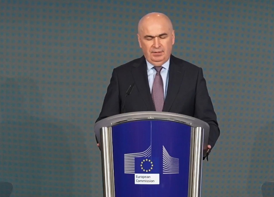 NEWS.ro: Bolojan, despre tronsoanele de autostradă finanţate prin Programul SAFE: Cel mai târziu, în toamna acestui an, ar trebui să începem toate lucrările