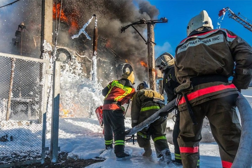 NEWS.ro: Cel puţin patru morţi şi zece răniţi în Rusia, într-un atac ”terorist barbar” ucrainean la o uzină de îngrăşăminte în Smolensk. Incendii în instalaţie. Autorităţile analizează evacuarea unei localităţi vecine