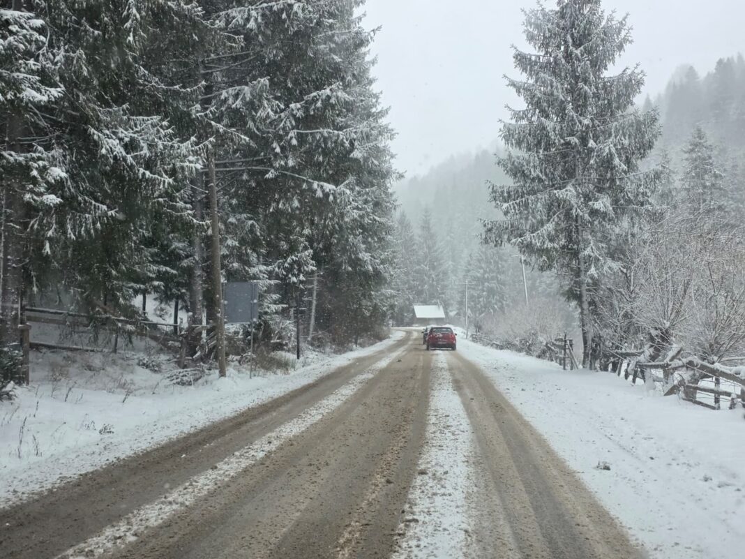 NEWS.ro: Centrul Infotrafic, în contextul atenţionării meteorologice din sudul Olteniei, Munteniei şi Dobrogei: Nu sunt instituite restricţii de circulaţie pe drumurile naţionale şi autostrăzi / Conducătorii auto să se informeze cu privire la starea drumului