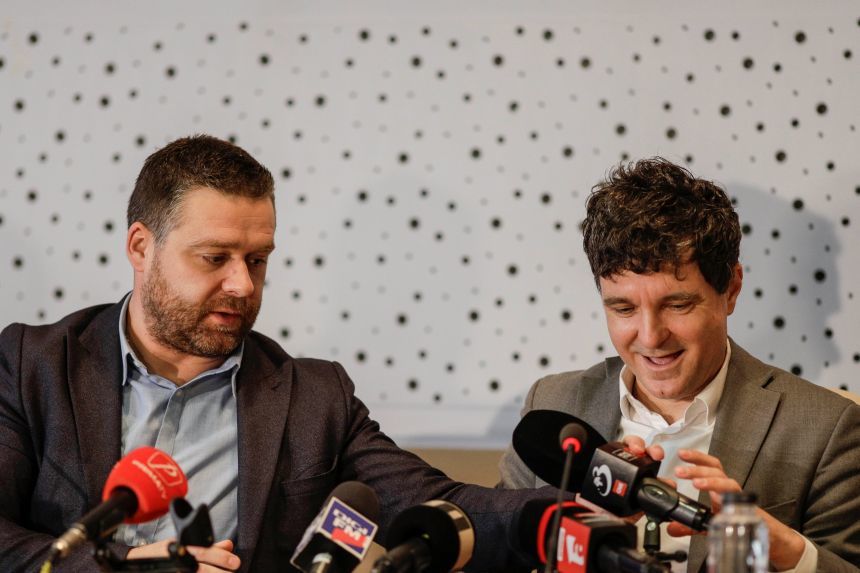 NEWS.ro: Ciprian Ciucu: Am discutat cu Nicuşor Dan despre situaţia bugetară / Nu a fost vina lui că s-au luat patru miliarde în doi ani de la Bucureşti / Eu încerc să fac reforme pe care nu le-a făcut / A lăsat anumite sisteme la mâna partidelor