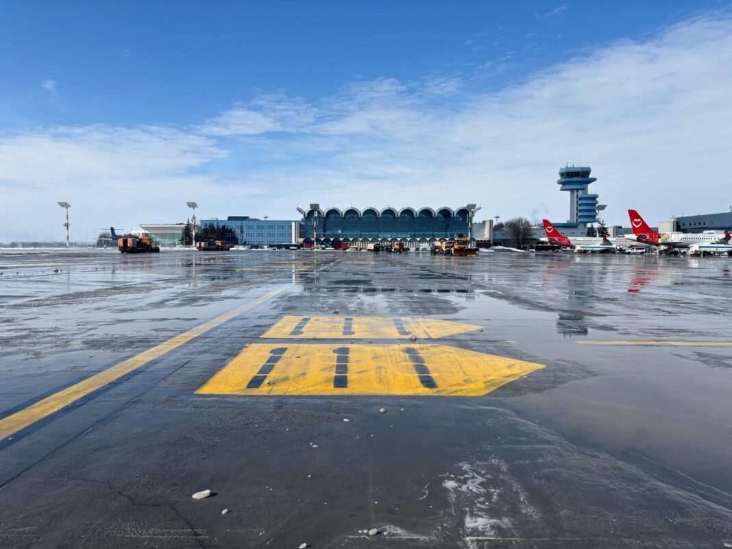 NEWS.ro: COD GALBEN DE NINSORI ŞI VISCOL - Compania Naţională Aeroporturi Bucureşti - Nicio cursă nu este anulată şi nici nu se înregistrează întârzieri din motive meteo pe Aeroportul ”Henri Coandă”  şi pe Aeroportul Băneasa ”Aurel Vlaicu”  - FOTO