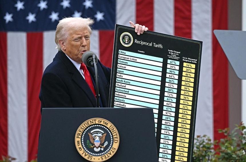 NEWS.ro: Curtea Supremă a SUA ii aplică lui Trump o palmă usturătoare şi anulează drept ilegală o mare parte a taxelor vamale, cele ”reciproce”. Ea nu vizează taxele sectoriale. Reacţii internaţionale
