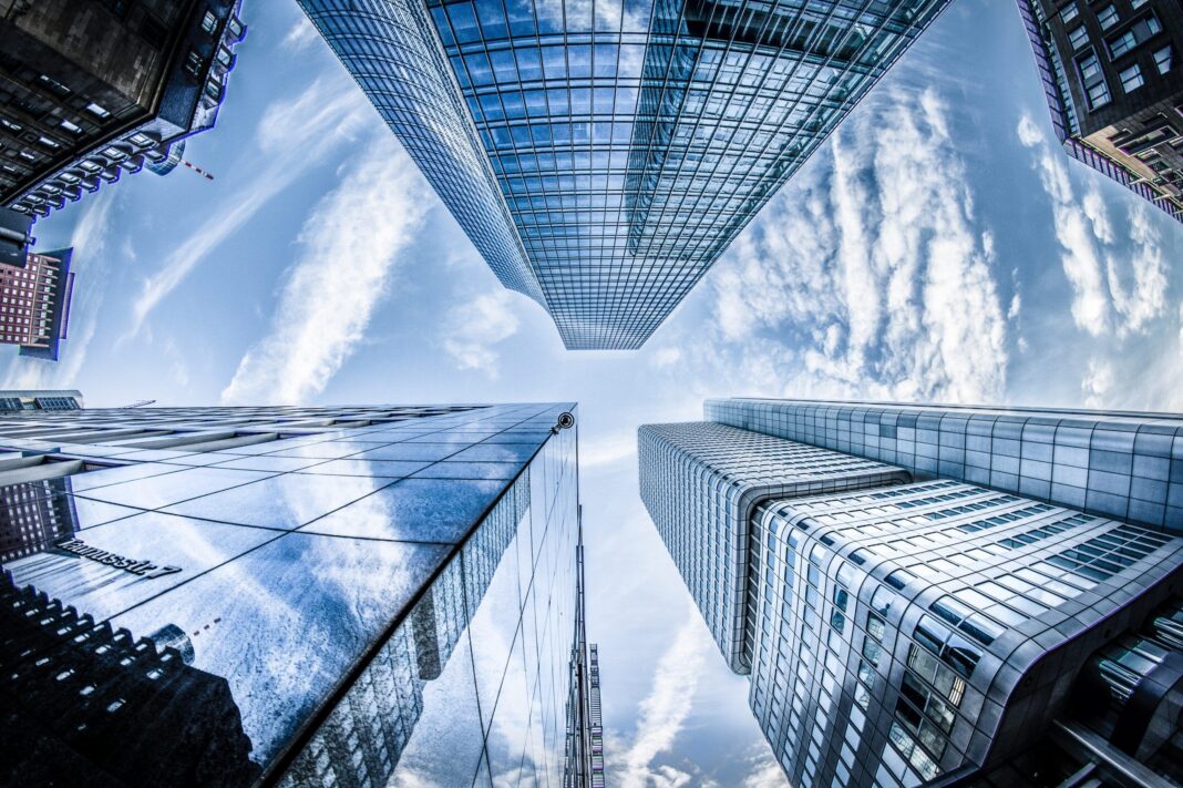 NEWS.ro: Cushman & Wakefield Echinox: Cel puţin opt clădiri noi de birouri sunt aşteptate să fie finalizate până la sfârşitul lui 2028. În ultimii doi ani a fost livrat un singur proiect, de 15.000 metri pătraţi