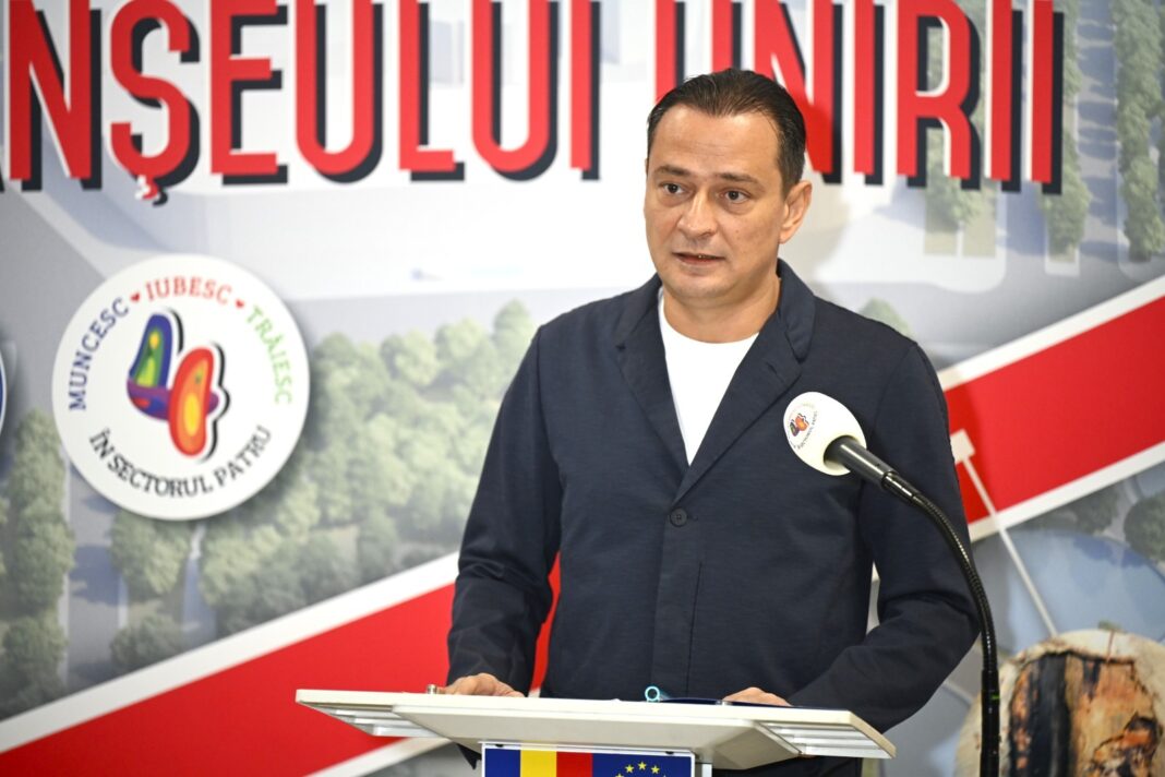NEWS.ro: Daniel Băluţă: Cea mai gravă problemă pe care o are domnul primar general este aceea că se plânge non-stop/ Să înceapă imediat reformele/ Trebuie să ne uităm un pic în grădina noastră