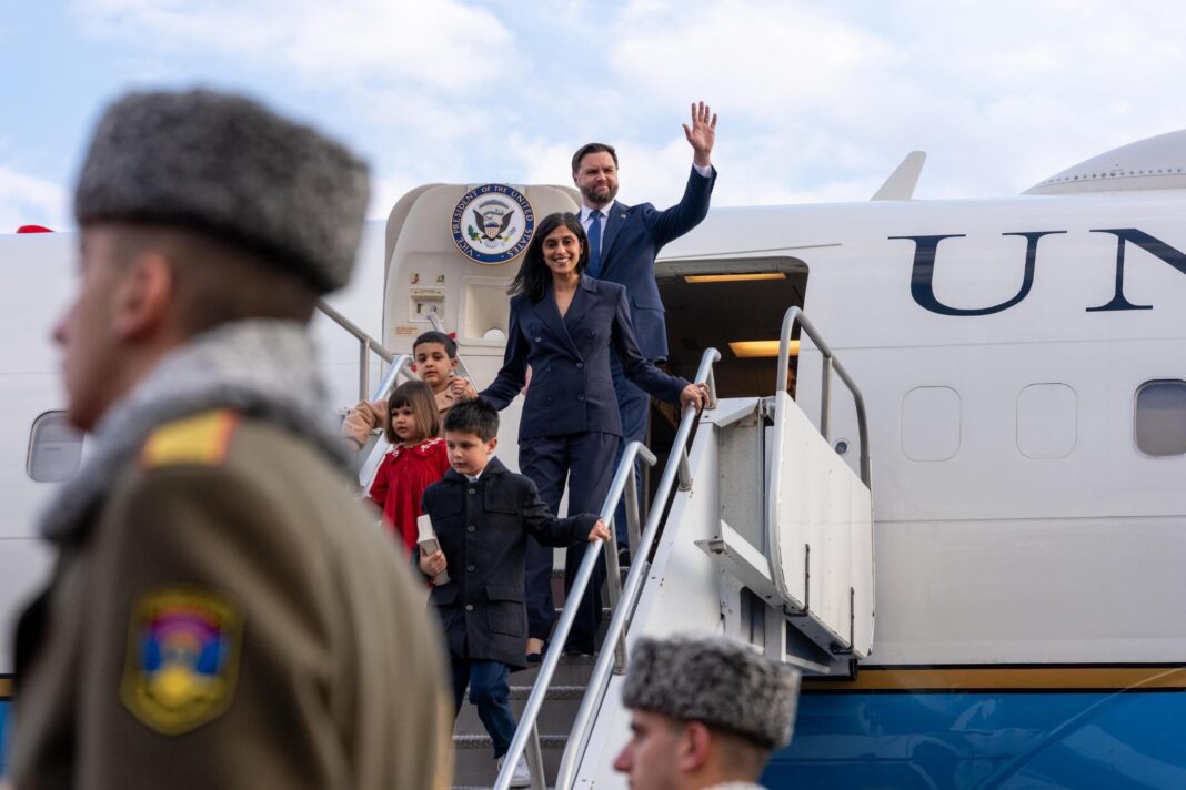 NEWS.ro: Discuţiile cu Groenlanda vor avea loc în „următoarele câteva luni”, afirmă Vance