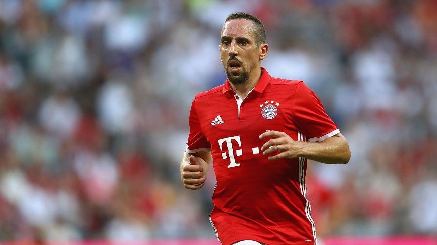 NEWS.ro: „Dosarele Epstein” - Fotbal: Franck Ribery acuzat că ar fi lovit o femeie