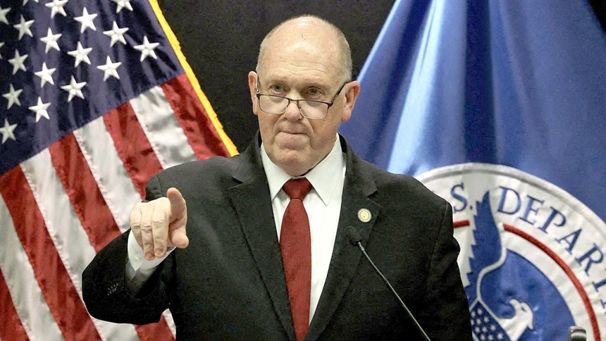 NEWS.ro: Emisarul lui Trump la Minneapolis, Tom Homan, anunţă sfârşitul operaţiunilor împotriva imigraţiei