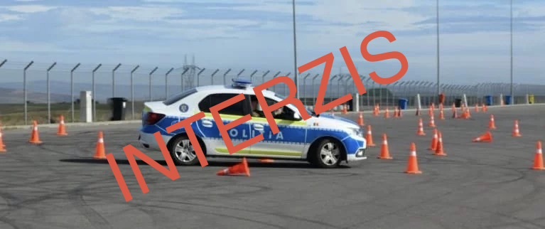 NEWS.ro: Europol: S-a dispus suspendarea activităţilor de pregătire profesională pe linia conducerii în regim prioritar şi a conducerii defensive/ Poliţia Română: Activitatea de instruire, un domeniu de maxim interes / Mecanismele urmează a fi îmbunătăţite