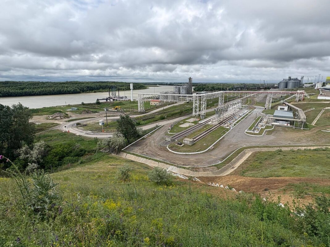 NEWS.ro: Guvern, după preluarea portului din Republica Moldova: Va contribui la dezvoltarea capacităţilor maritime şi la consolidarea rolului Portului Constanţa în regiunea Mării Negre / Pârghii suplimentare pentru sprijinirea procesului de reconstrucţie a Ucraine