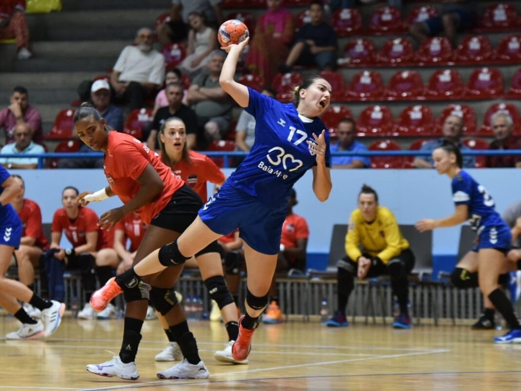 NEWS.ro: Handbal feminin: Minaur Baia Mare, victorie cu Thuringer HC, deţinătoarea trofeului European League
