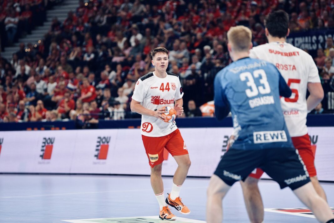 NEWS.ro: Handbal masculin: Campioana Dinamo Bucureşti, prima semifinalistă a Cupei României