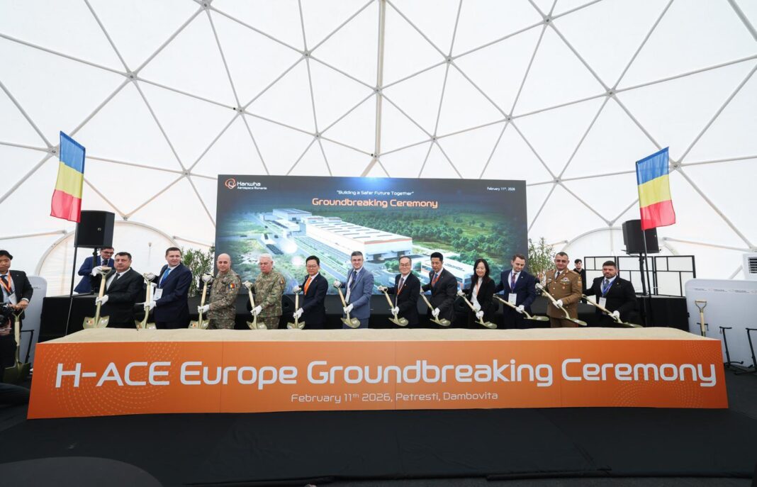 NEWS.ro: Hanwha Aerospace Romania a început lucrările de construcţie pentru fabrica în care se va produce obuzierul K9 în România, în localitatea Petreşti, judeţul Dâmboviţa