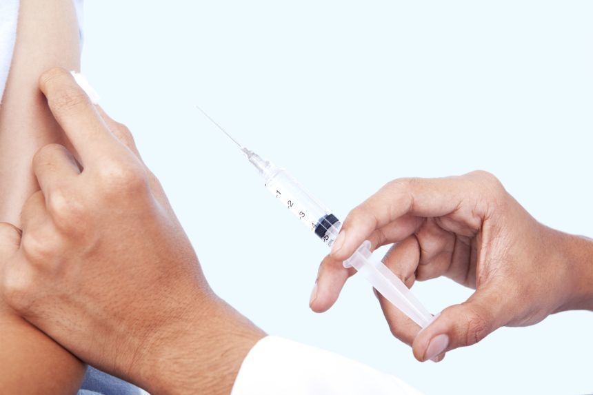 NEWS.ro: INSP: Peste 96.000 de cazuri de infecţii respiratorii, raportate în săptămâna 9-15 februarie, în scădere faţă de săptămâna anterioară/ Peste 4.400 de cazuri de gripă clinică şi patru noi decese/ Numărul total al deceselor a ajuns la 78