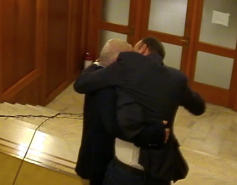 NEWS.ro: Instanţa supremă, aşteptată să decidă dacă poate începe judecata în dosarul fostului deputat Dan Vîlceanu, acuzat că l-a lovit şi zgâriat pe colegul său de partid, liberalul Florin Roman
