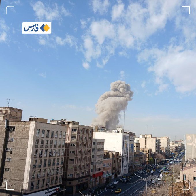 NEWS.ro: Iranul şi Irakul şi-au închis spaţiile aeriene. După Teheran, mai multe explozii auzite în alte mari oraşe iraniene / Serviciile de telefonie mobilă, tăiate în Iran