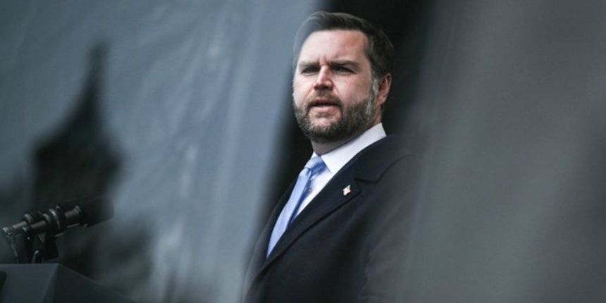 NEWS.ro: J. D. Vance suspendă plata a 259 mil. $ destinaţi Medicaid în Minnesota, prima sa acţiune la conducerea noii campanii ”război împotriva fraudei” decretată de Trump la începutul anului. Guvernatorul Tim Walz, fostul său rival, denunţă o ”campanie de reprea